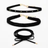 Conjunto de 3 gargantilhas com corações preto