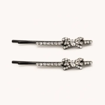 Conjunto de dois ganchos pretos com laço de strass