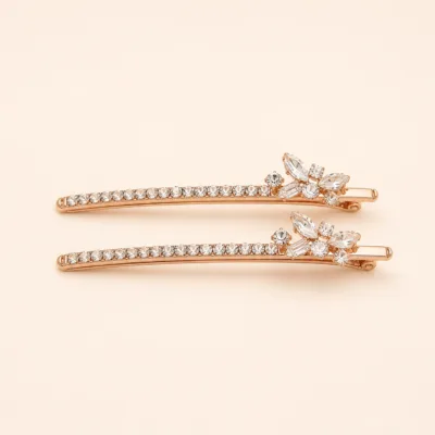Conjunto de dois ganchos em ouro rosa com cristais transparentes