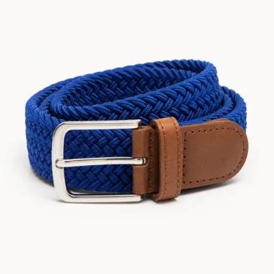 Cinto elástico entrançado azul-royal com fivela prateada