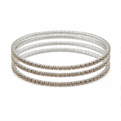 Conjunto de quatro pulseiras prateadas com cristais champanhe