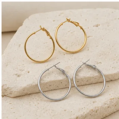 Brincos de argola redondos lisos em dourado e prateado, 30 mm