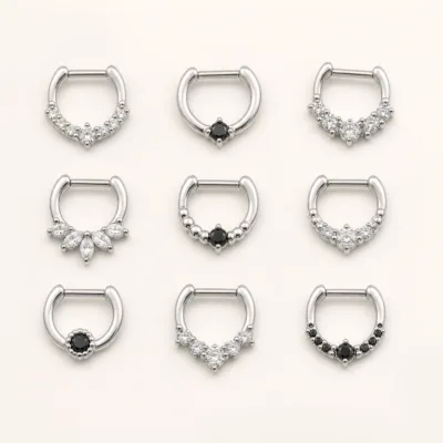 Piercing de Septo Prateado com Zircónias Brancas e Pretas — Prateado com zircónias brancas e pretas