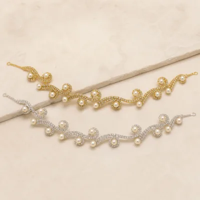 Acessório de cabelo para noiva com pérolas em dourado e prateado