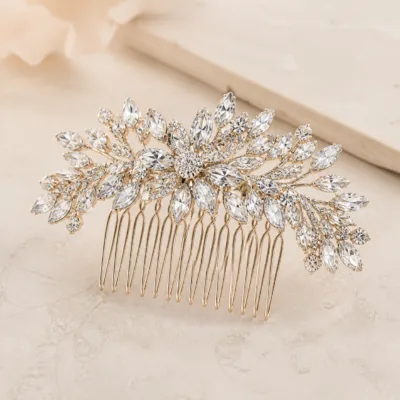 Pente de cabelo floral dourado com cristais transparentes