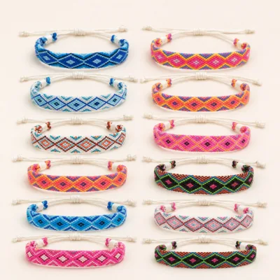 Conjunto completo de 12 pulseiras com padrões étnicos