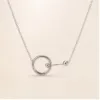 Colar prateado com aro e barra 84423-03