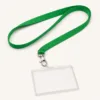 Fita de pescoço verde com porta-cartão horizontal transparente