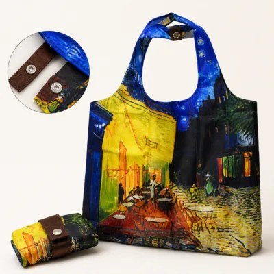 Detalhe dos fechos e da bolsa dobrável do saco reutilizável