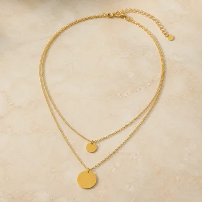 Colar dourado de duas camadas com medalhas redondas 84728-07