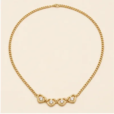 Colar em Aço com Quatro Corações e Cristais — Dourado