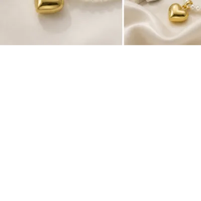 Colar de Pérolas com Pendente Coração Abaulado — Dourado