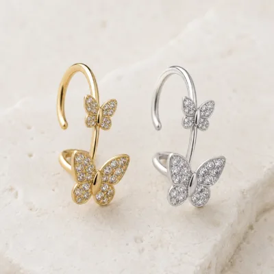 Brincos Ear Cuff Borboletas com Cristais | Dourado ou Prateado — Dourado