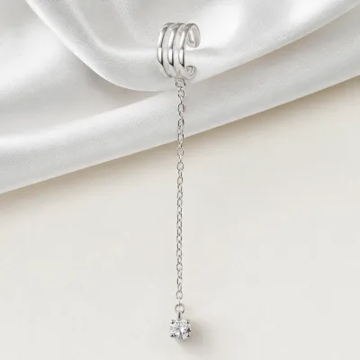 Brincos Ear Cuff Triplo com Corrente | Dourado ou Prateado — Prateado