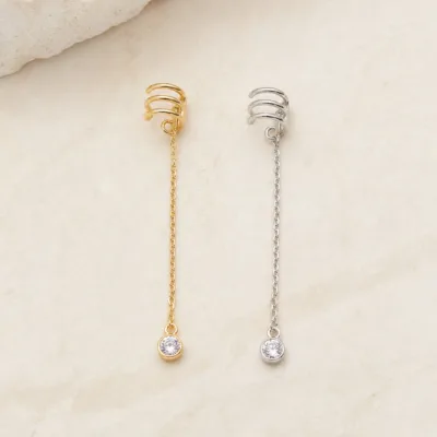 Brincos Ear Cuff Triplo com Corrente | Dourado ou Prateado — Dourado
