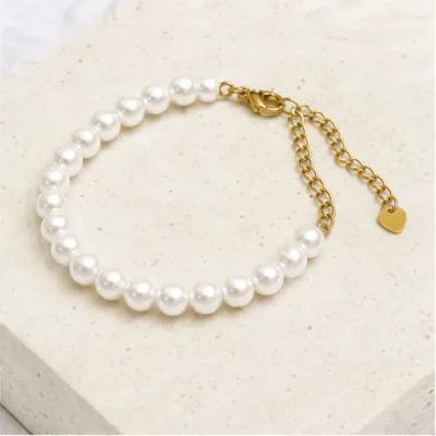 Pulseira de Pérolas Brancas de 6 mm com Corrente Dourada — Modelo A