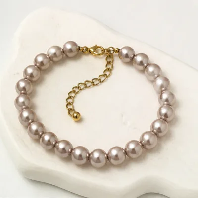 Pulseira de Pérolas de 8 mm com Corrente Dourada — Taupe