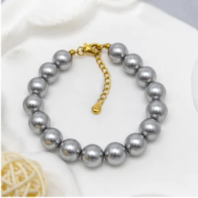 Pulseira de Pérolas de 10 mm com Corrente Dourada — Cinzento