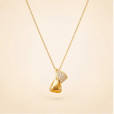 Colar dourado com pendente geométrico e cristais 85216-03