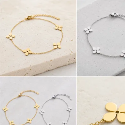 Pulseira em Aço com Flores de Quatro Pétalas — Dourado