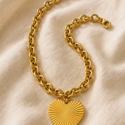 Colar Dourado de Elos com Coração Raiado, K2150-002-1