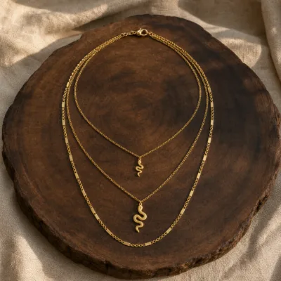 Colar Dourado de Três Camadas com Serpentes, K2150-013-1