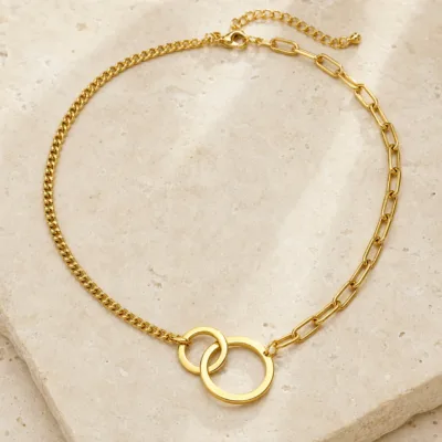 colar dourado corrente mista dois aros, variante dourada, pedra clara, referência K2150-014-1