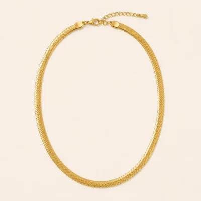 Colar dourado em aço inoxidável